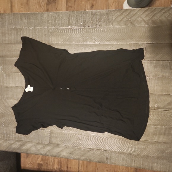 3 Blouses - Picture 6 of 7